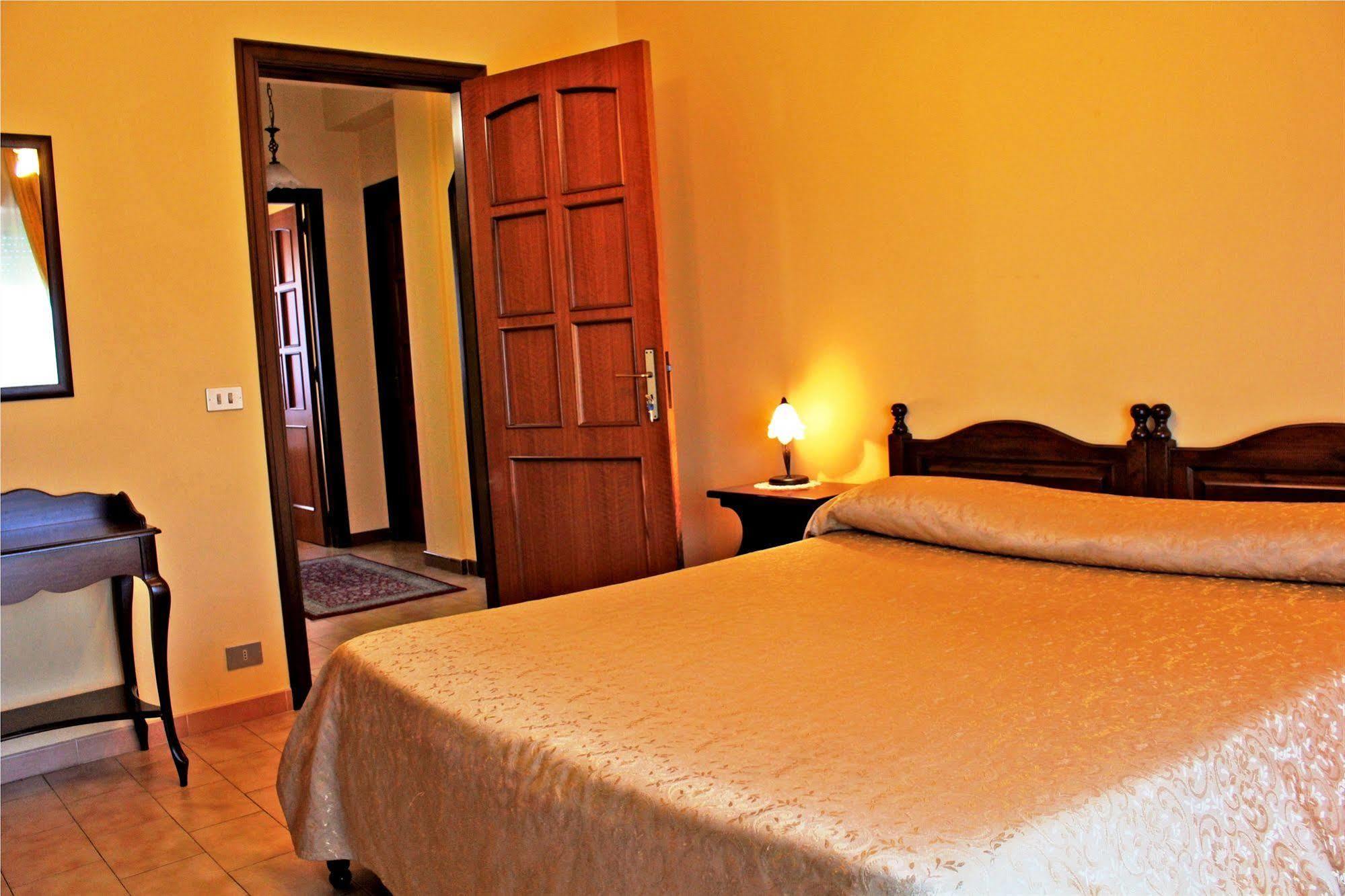 Bed and Breakfast Ai Tre Parchi Bed And Bike Randazzo Exteriér fotografie